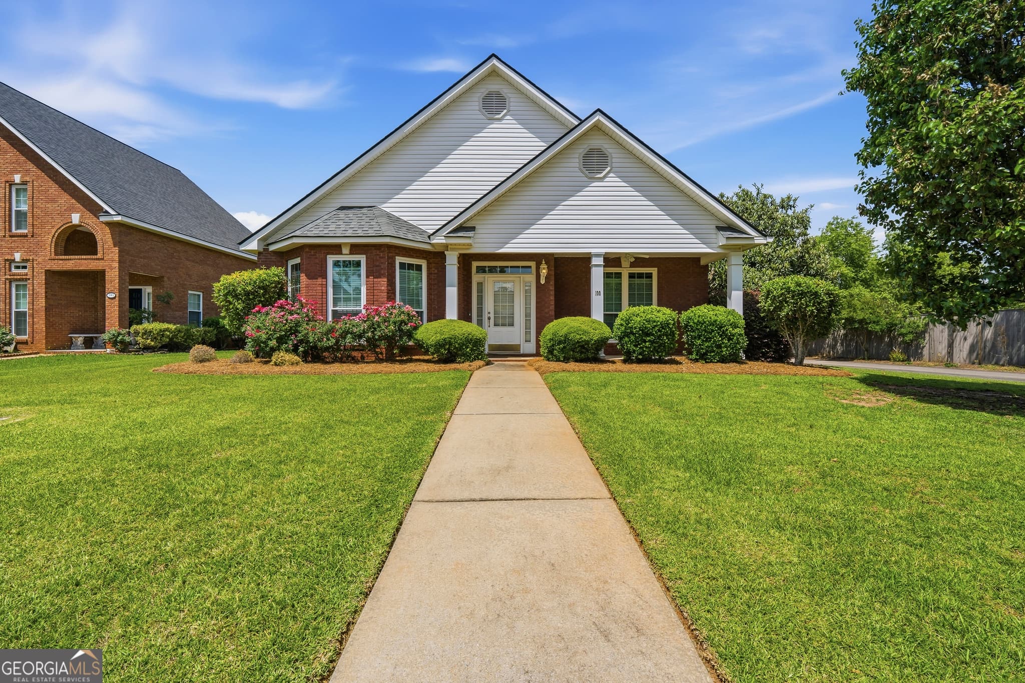 3 bedroom, 2.5 bathroom, 3,080 sq ft single family residence for sale at 100 Jamestown Court, Centerville, GA 31028