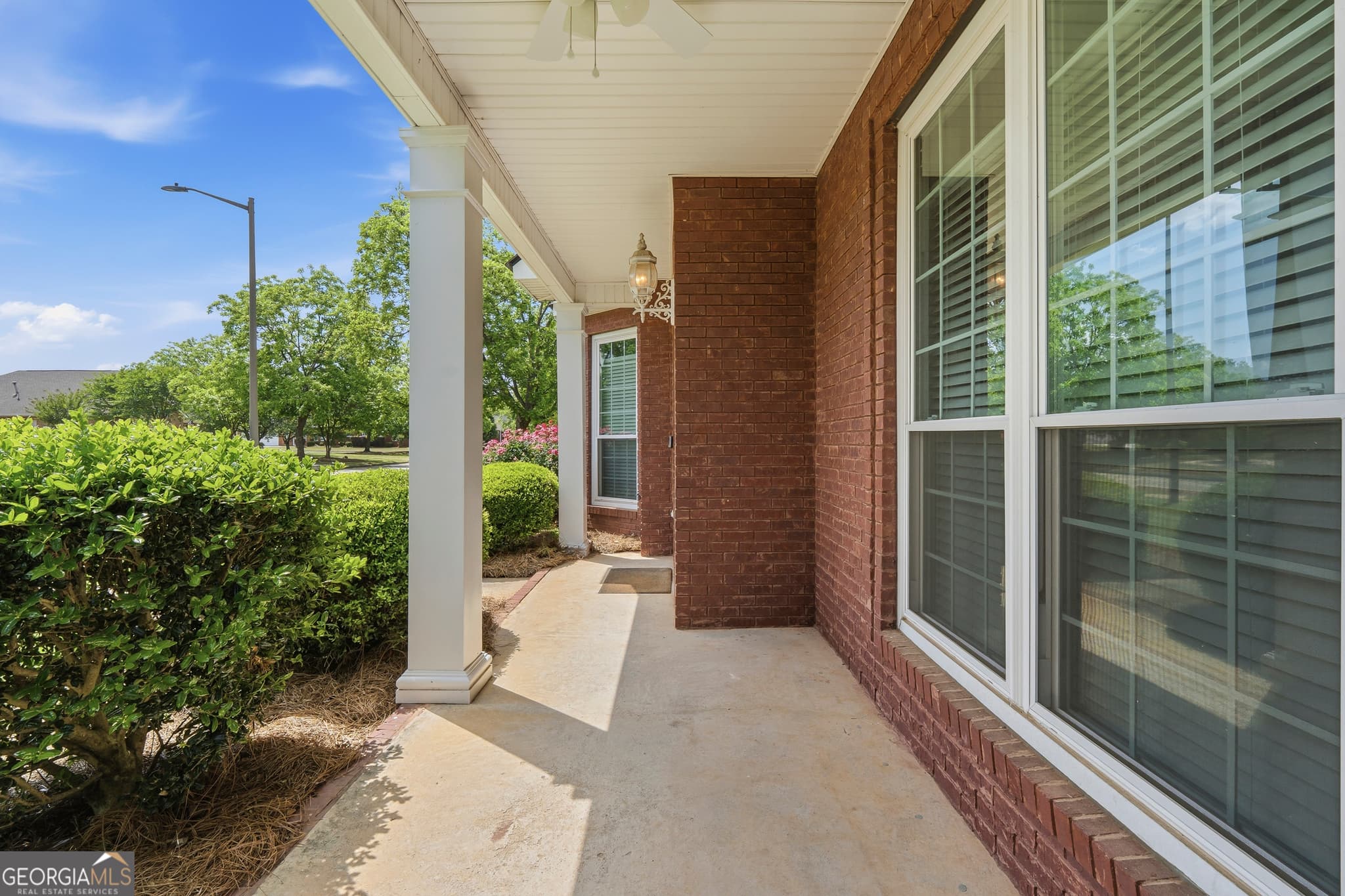 3 bedroom, 2.5 bathroom, 3,080 sq ft single family residence for sale at 100 Jamestown Court, Centerville, GA 31028 — photo 5