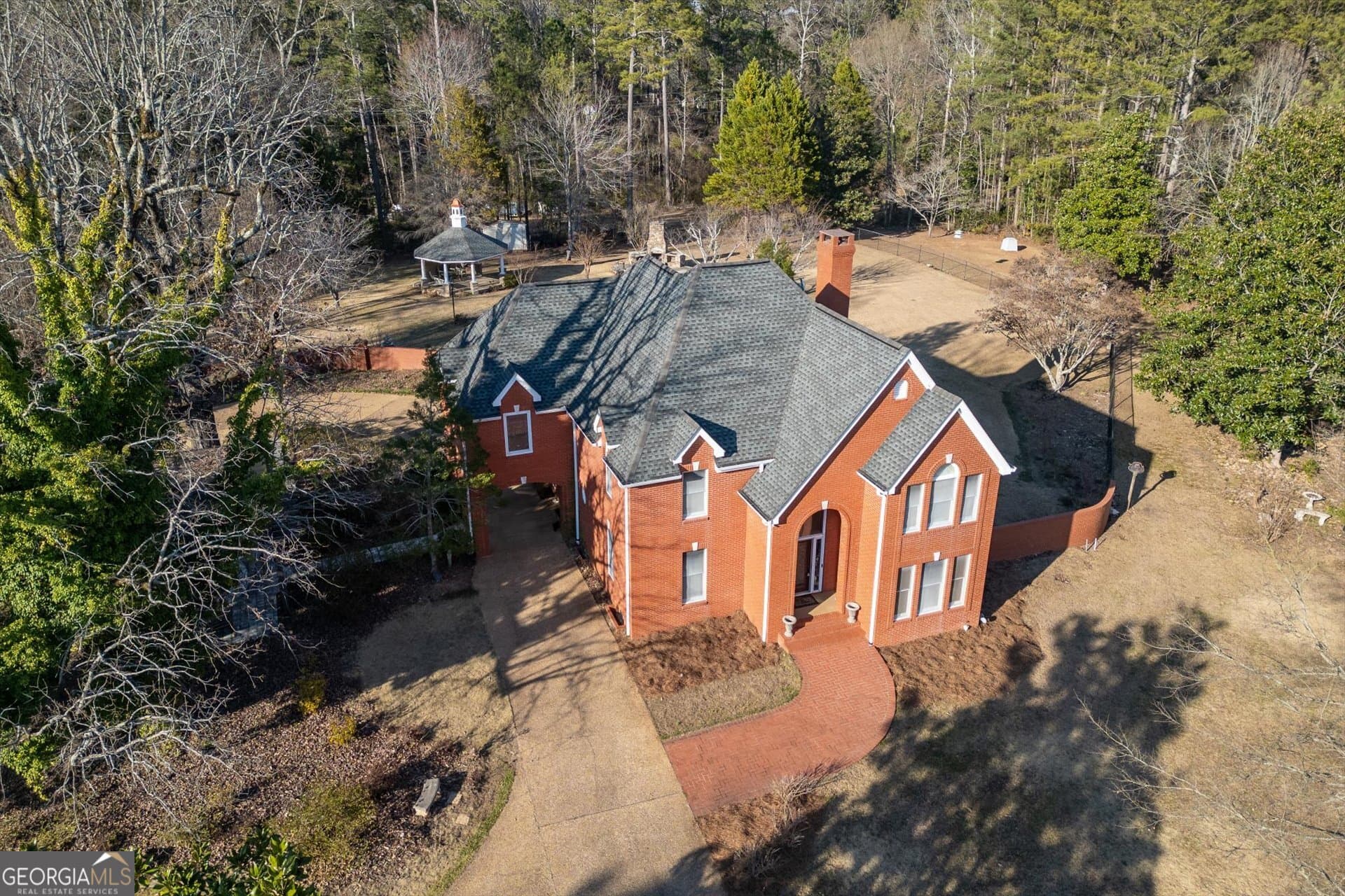 3 bedroom, 4.5 bathroom, 3,932 sq ft single family residence for sale at 533 Rock Mills Road, Roanoke, AL 36274 — photo 6