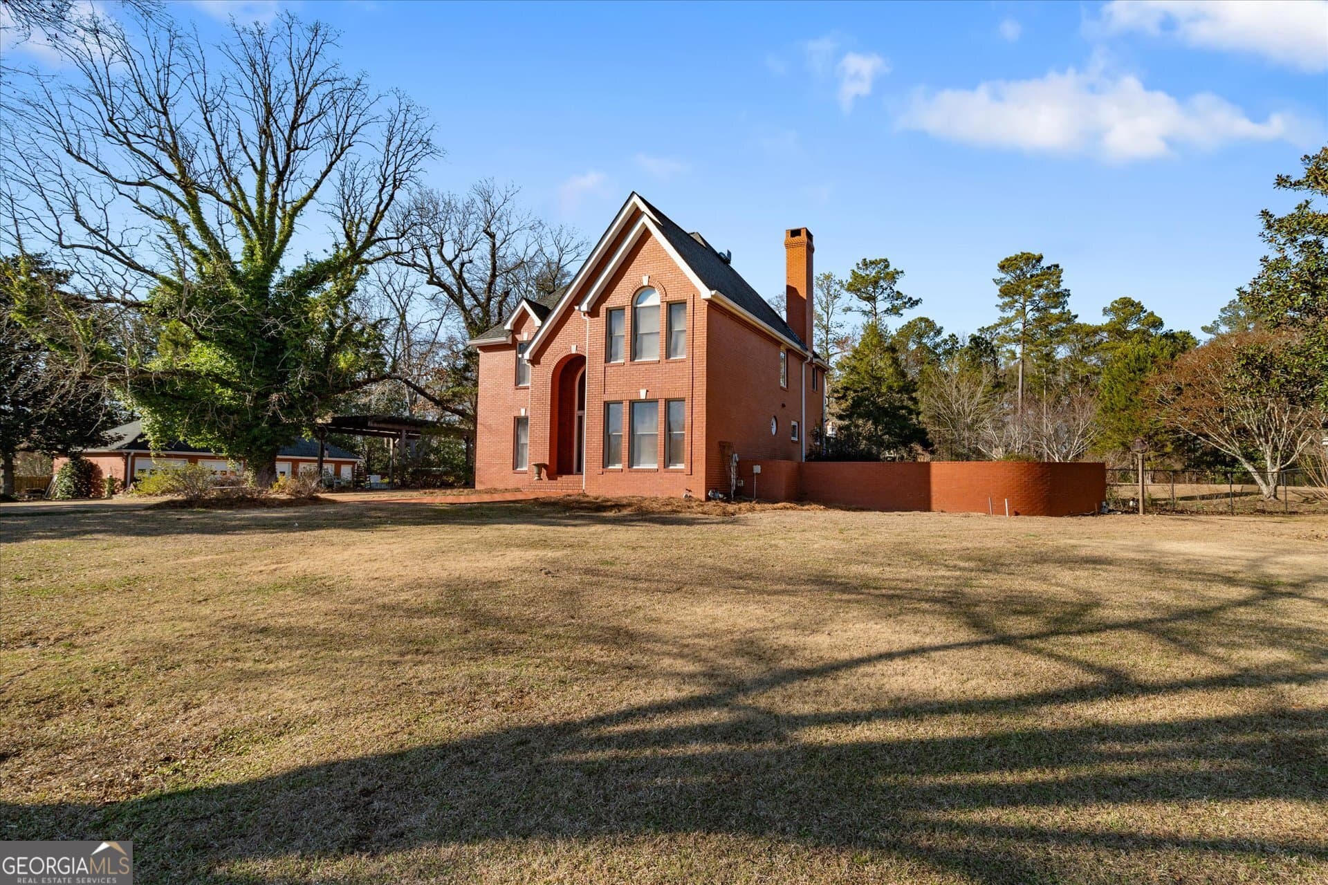 3 bedroom, 4.5 bathroom, 3,932 sq ft single family residence for sale at 533 Rock Mills Road, Roanoke, AL 36274 — photo 3