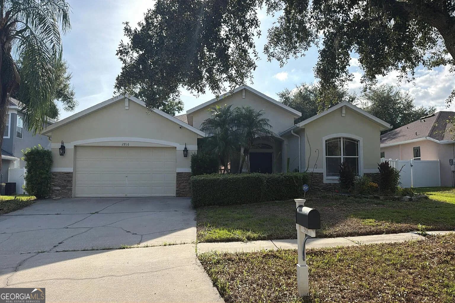 4 bedroom, 4 bathroom, 2,678 sq ft single family residence for sale at 2816 Rolling Acres Place, Valrico, FL 33596 — photo 1 of 5