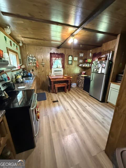 2 bedroom, 1 bathroom, 840 sq ft manufactured home,single family residence for sale at 721 Glenn Ferry Road, Fair Play, SC 29643 — photo 7