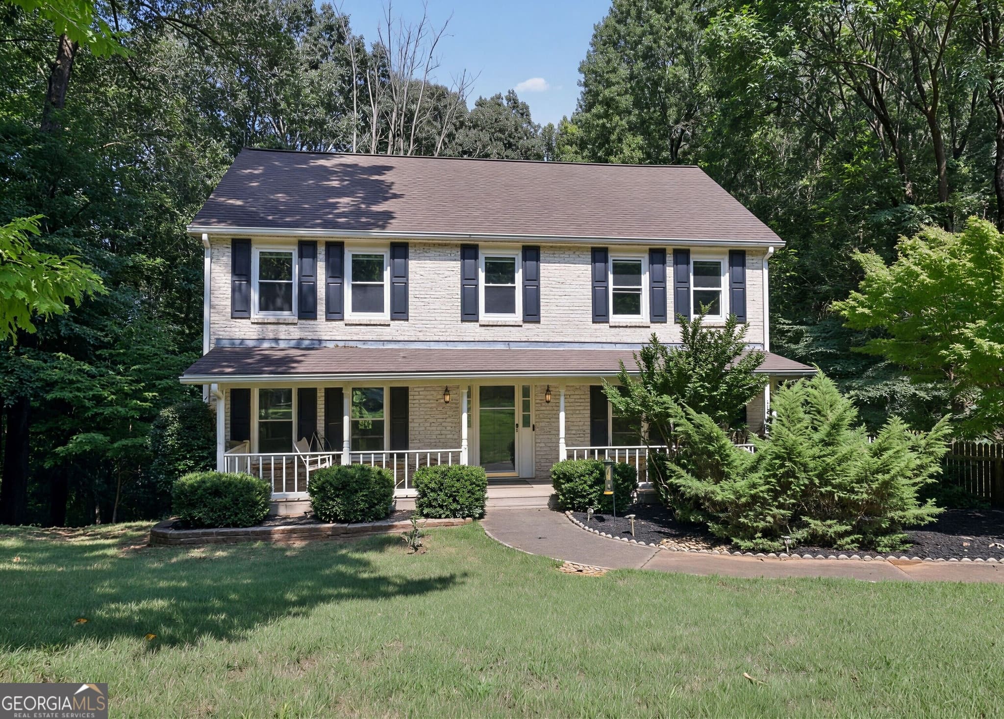 4 bedroom, 2.5 bathroom, 2,585 sq ft single family residence for sale at 3832 Whitney Place, Duluth, GA 30096 — photo 2