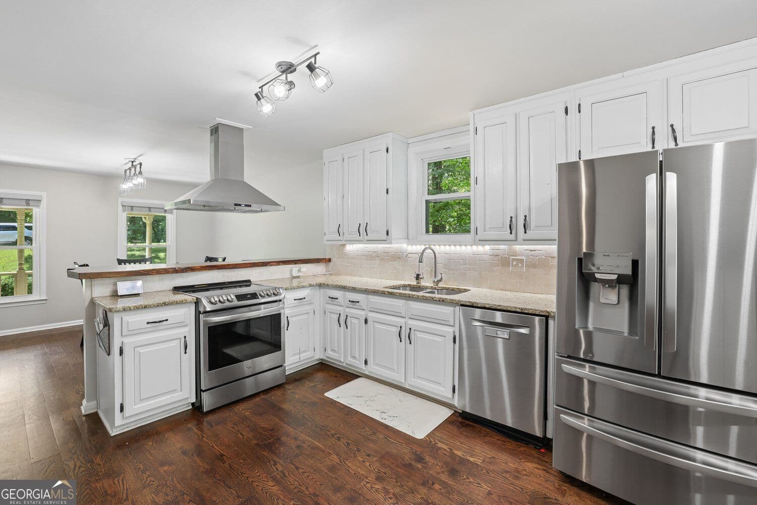 4 bedroom, 2.5 bathroom, 2,585 sq ft single family residence for sale at 3832 Whitney Place, Duluth, GA 30096 — photo 10