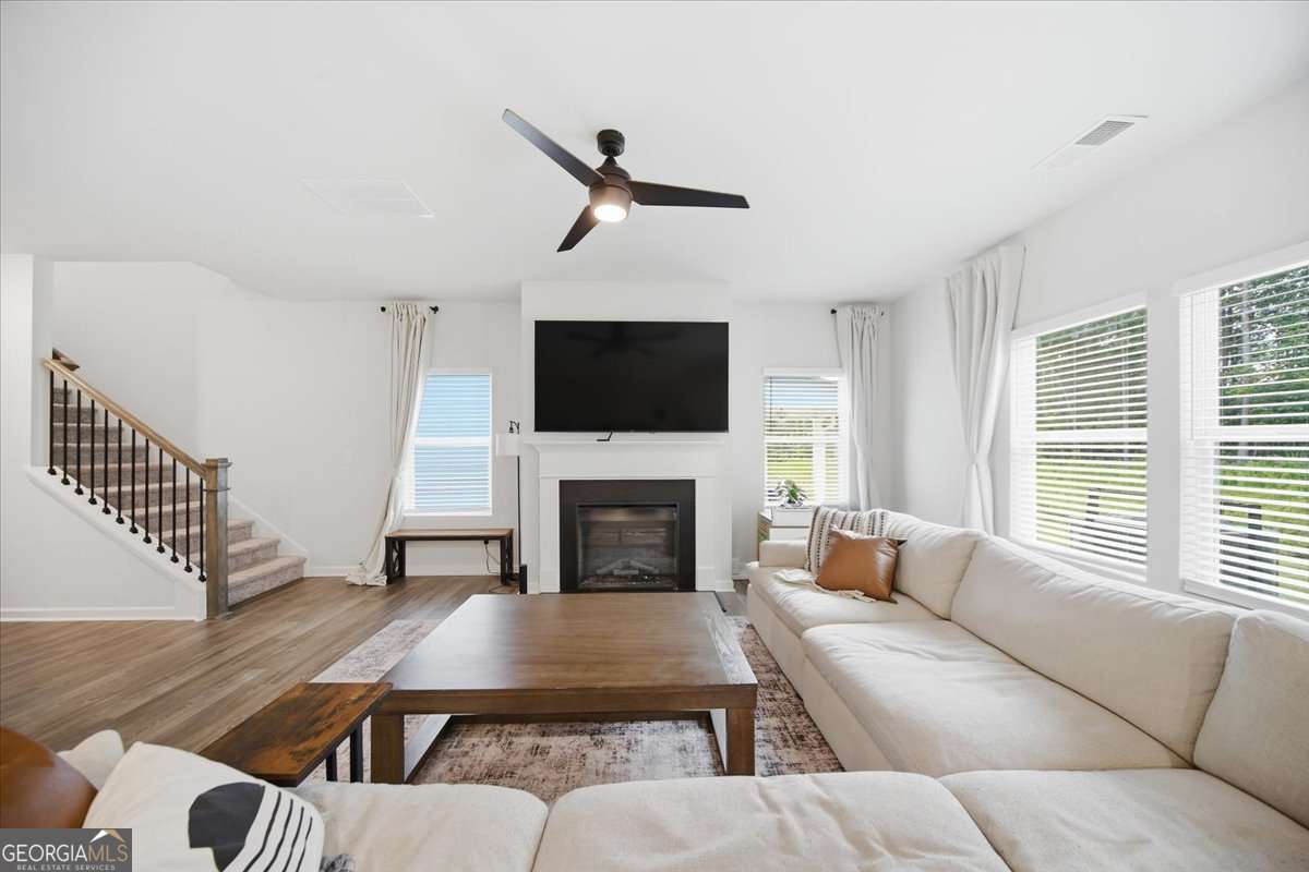 4 bedroom, 2.5 bathroom, 2,458 sq ft single family residence for sale at 1000 Northfield Drive, Conyers, GA 30013 — photo 8