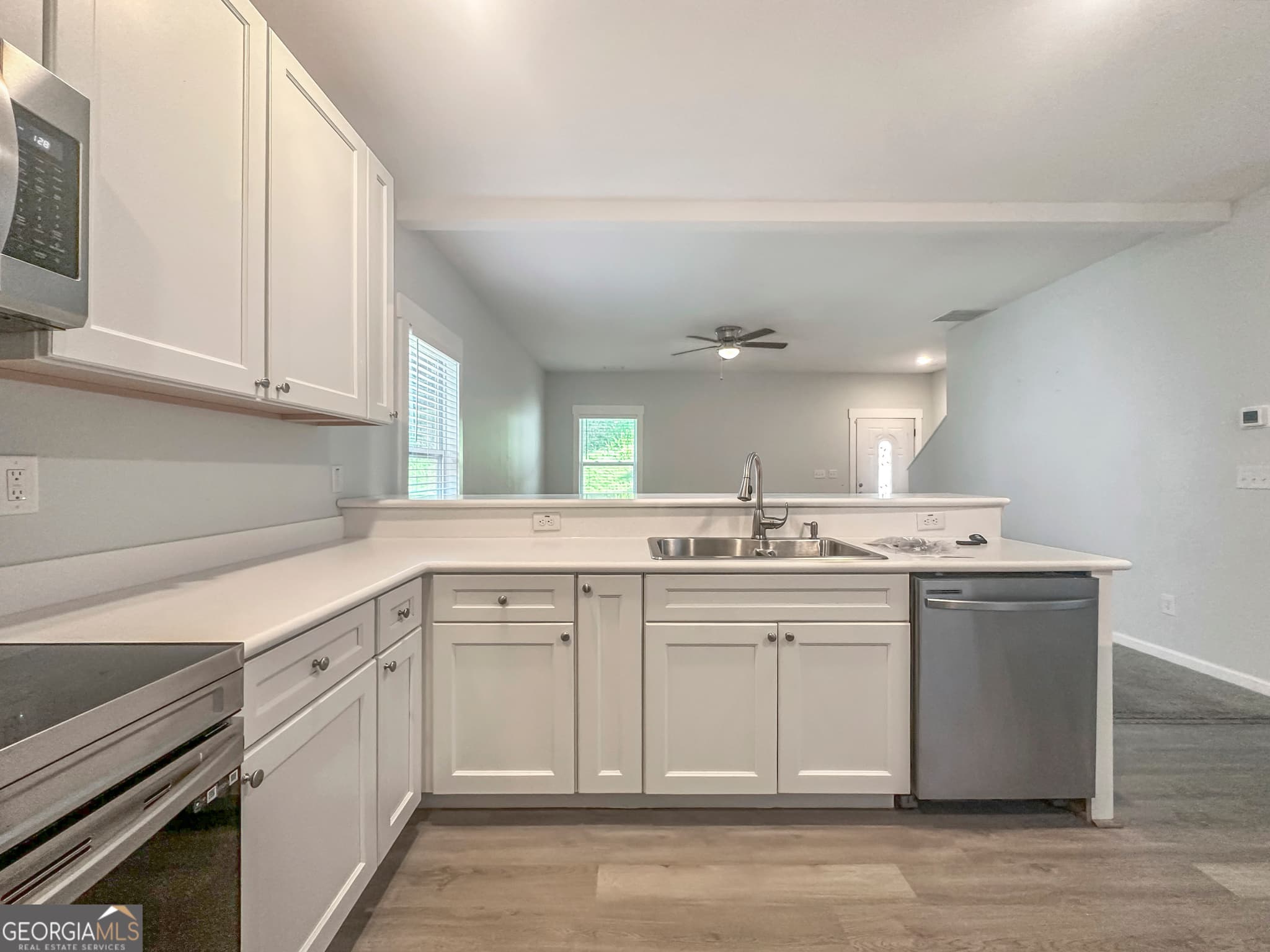 3 bedroom, 2.5 bathroom, 3,520 sq ft single family residence for rent at 3618 Griffin Drive, Gainesville, GA 30506 for $1,995 a month — photo 8
