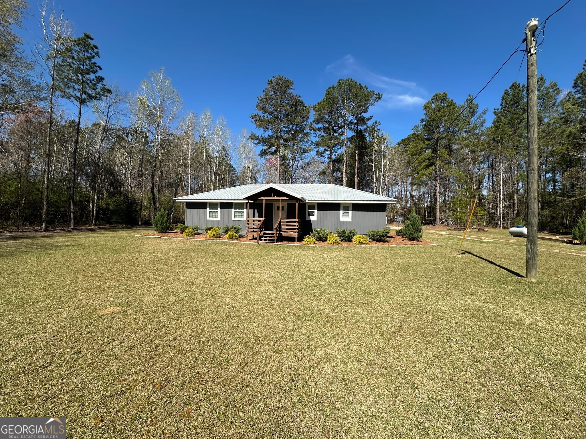 2 bedroom, 2 bathroom, 1,200 sq ft single family residence sold at 372 Pye Road, Sylvania, GA 30467