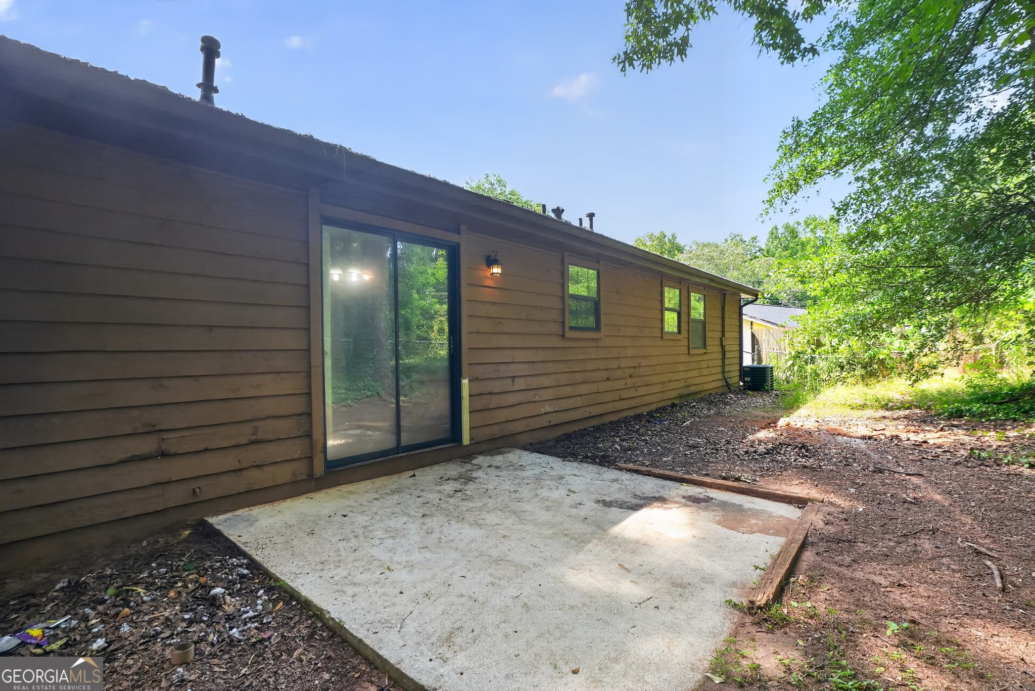 3 bedroom, 2 bathroom, 1,248 sq ft single family residence for sale at 287 Morris Drive, Conyers, GA 30094 — photo 6