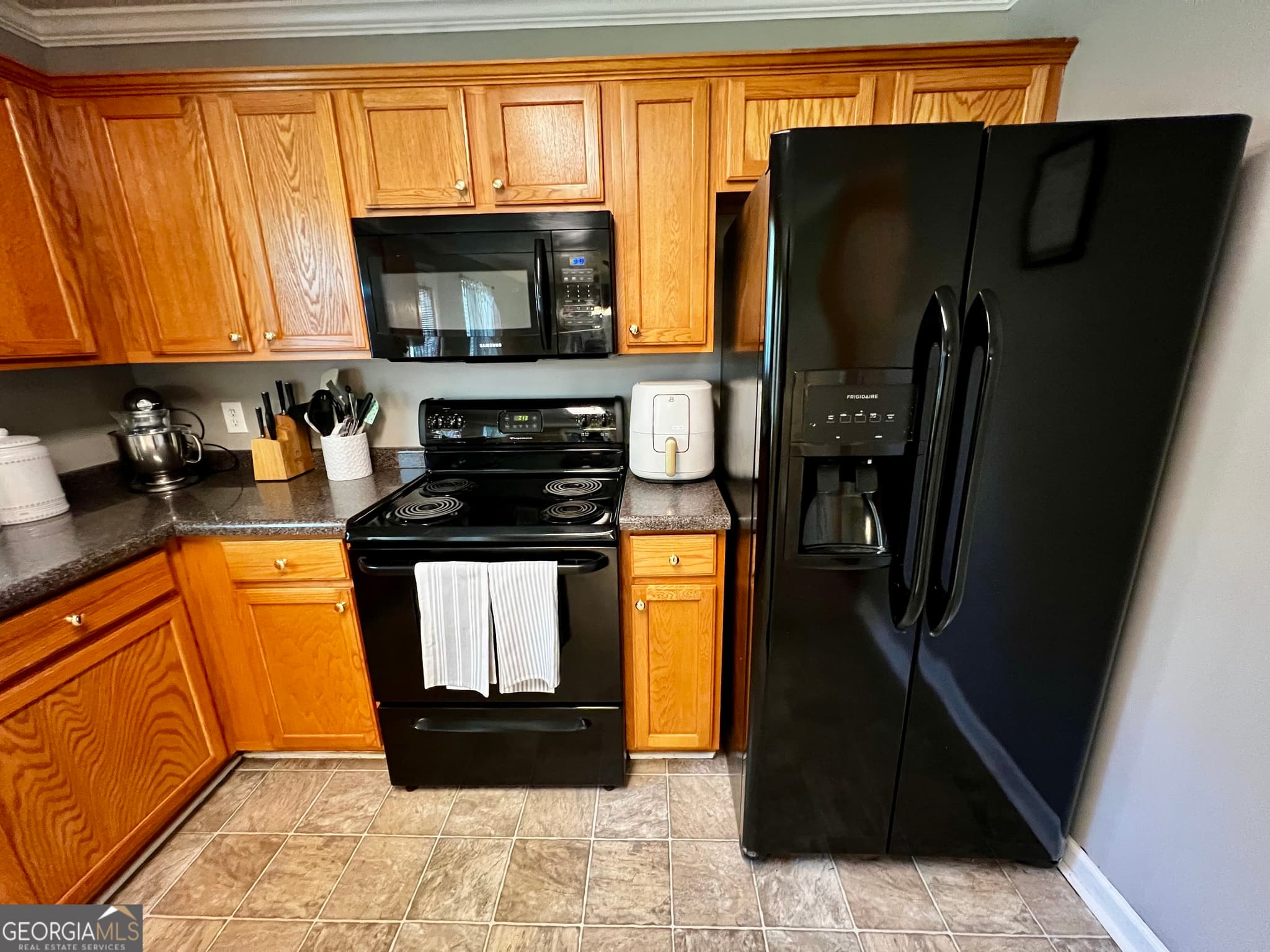4 bedroom, 3 bathroom, 2,064 sq ft single family residence for sale at 230 Autumn Ridge Court, Gray, GA 31032 — photo 7