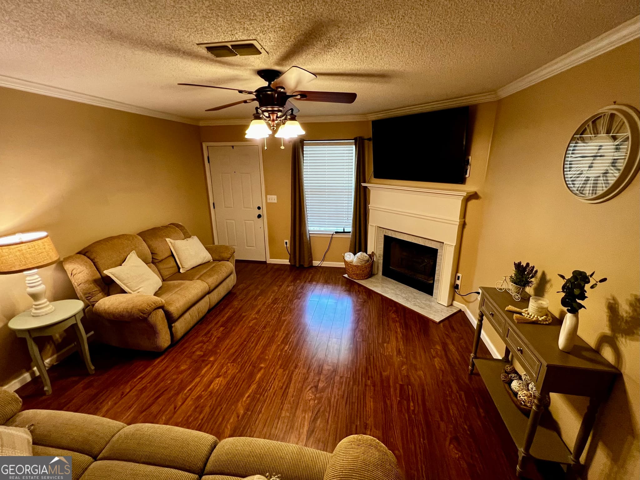 4 bedroom, 3 bathroom, 2,064 sq ft single family residence for sale at 230 Autumn Ridge Court, Gray, GA 31032 — photo 4