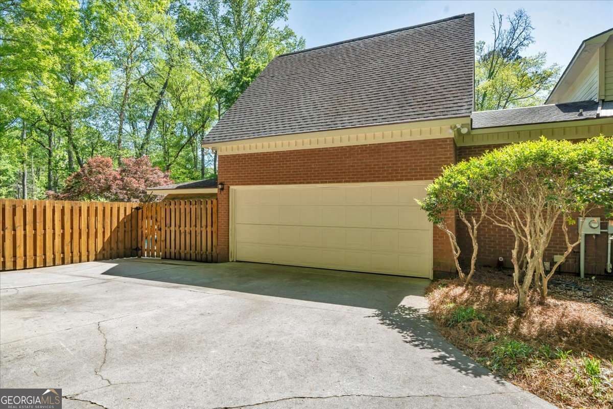 3 bedroom, 2.5 bathroom, 2,662 sq ft single family residence for sale at 110 Kenneth Drive, Dublin, GA 31021 — photo 7