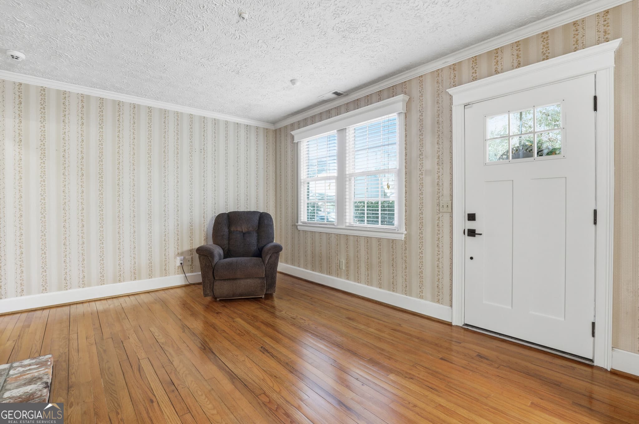 4 bedroom, 3 bathroom, 2,705 sq ft single family residence for sale at 1333 E 52nd Street, Savannah, GA 31404 — photo 6