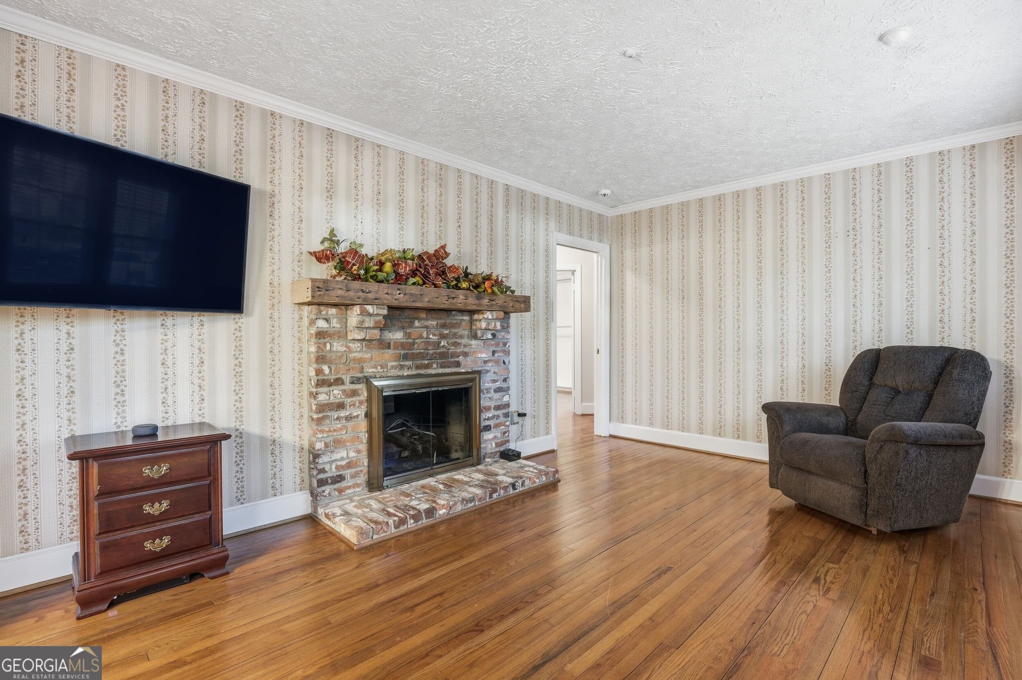 4 bedroom, 3 bathroom, 2,705 sq ft single family residence for sale at 1333 E 52nd Street, Savannah, GA 31404 — photo 3