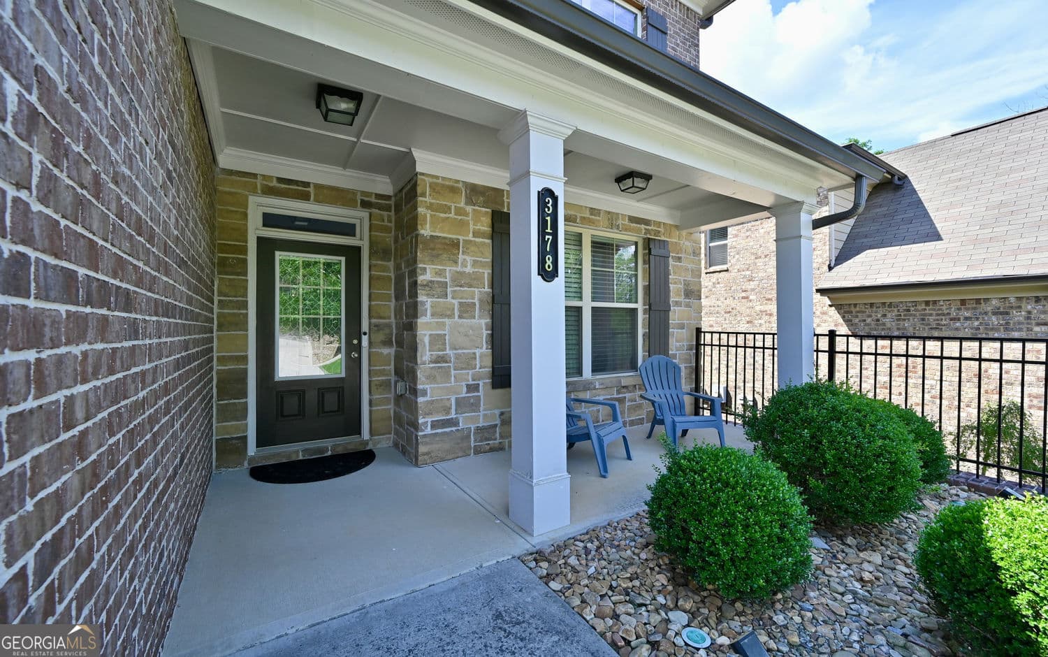 4 bedroom, 3 bathroom, 3,640 sq ft single family residence for sale at 3178 Ivy Crossing Drive, Buford, GA 30519 — photo 6