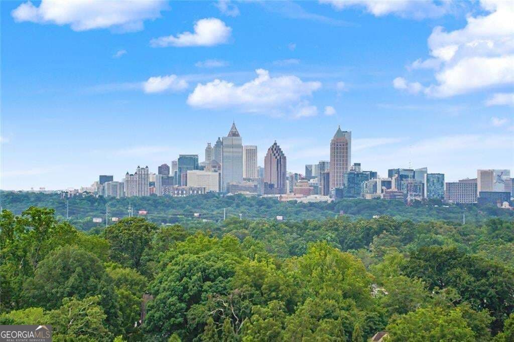 1 bedroom, 1 bathroom, 874 sq ft condominium for sale at 325 E Paces Ferry Road 1107, Atlanta, GA 30305 — photo 10