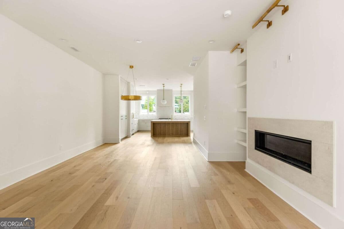 4 bedroom, 4.5 bathroom, 3,097 sq ft townhouse for sale at 11548 Serenbe Lane, Chattahoochee Hills, GA 30268 — photo 6