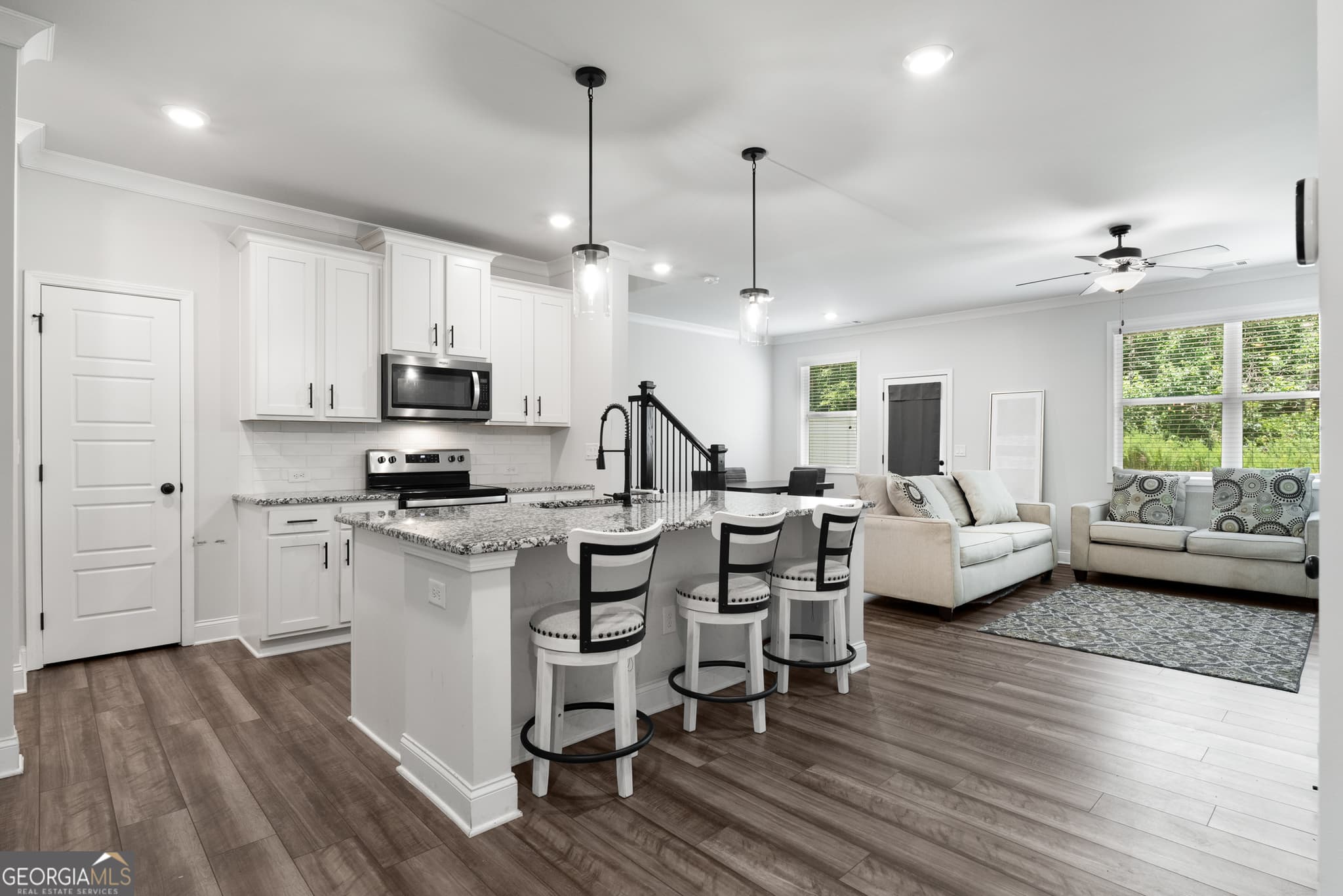 3 bedroom, 2.5 bathroom, 1,894 sq ft townhouse for rent at 4635 Cypress Park Drive, Gainesville, GA 30504 for $2,100 a month — photo 6