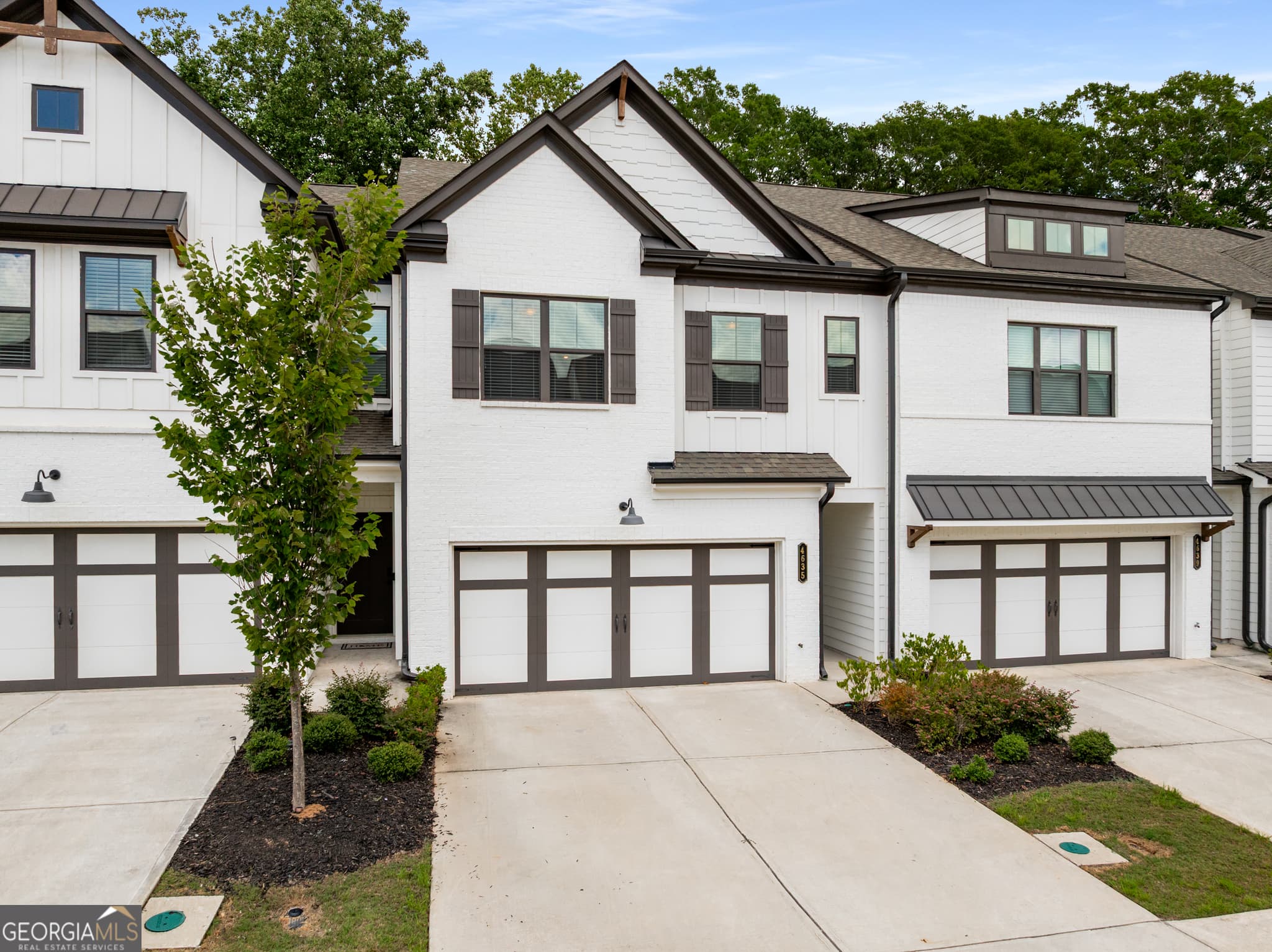 3 bedroom, 2.5 bathroom, 1,894 sq ft townhouse for rent at 4635 Cypress Park Drive, Gainesville, GA 30504 for $2,100 a month — photo 1 of 31