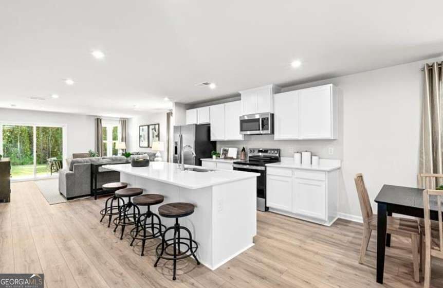 3 bedroom, 3 bathroom single family residence for sale at 113 Grand Oak Circle, Union City, GA 30291 — photo 3