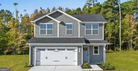 3 bedroom, 3 bathroom single family residence for sale at 113 Grand Oak Circle, Union City, GA 30291 — photo 1 of 19