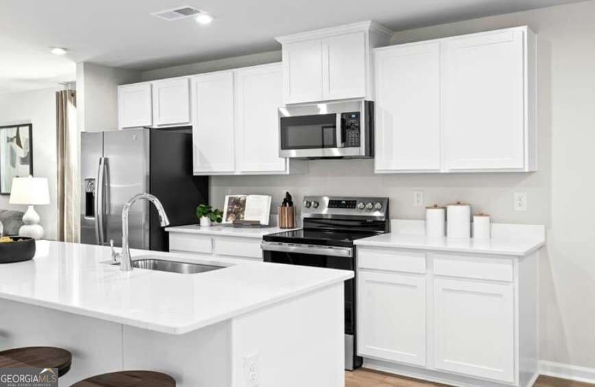 3 bedroom, 3 bathroom single family residence for sale at 113 Grand Oak Circle, Union City, GA 30291 — photo 5