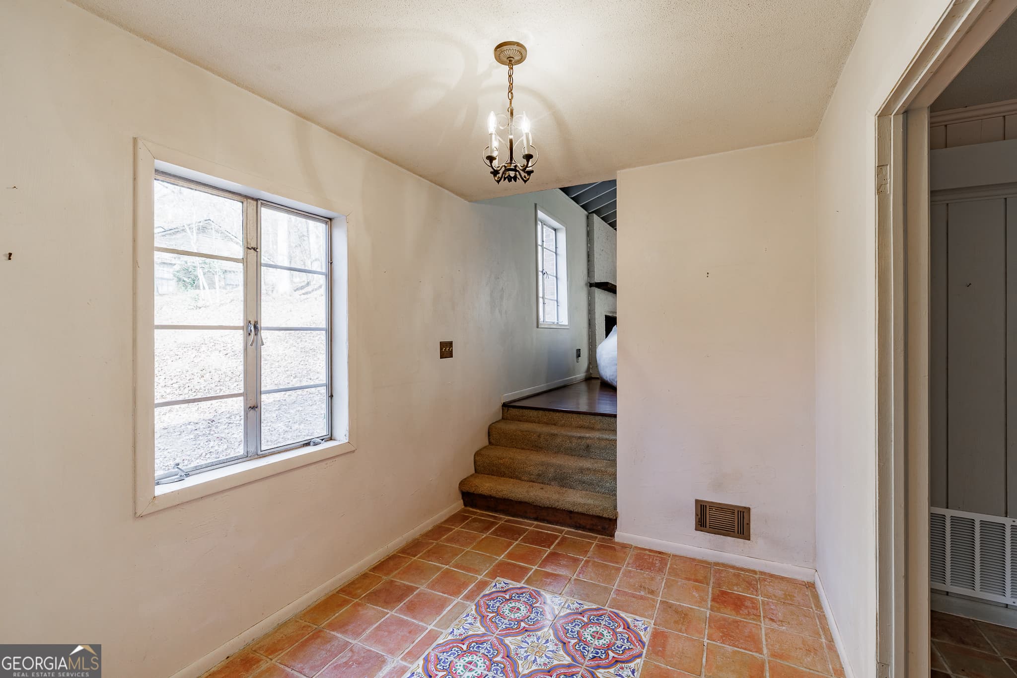 4 bedroom, 2.5 bathroom, 2,041 sq ft single family residence for sale at 340 Dogwood Drive, Athens, GA 30606 — photo 6
