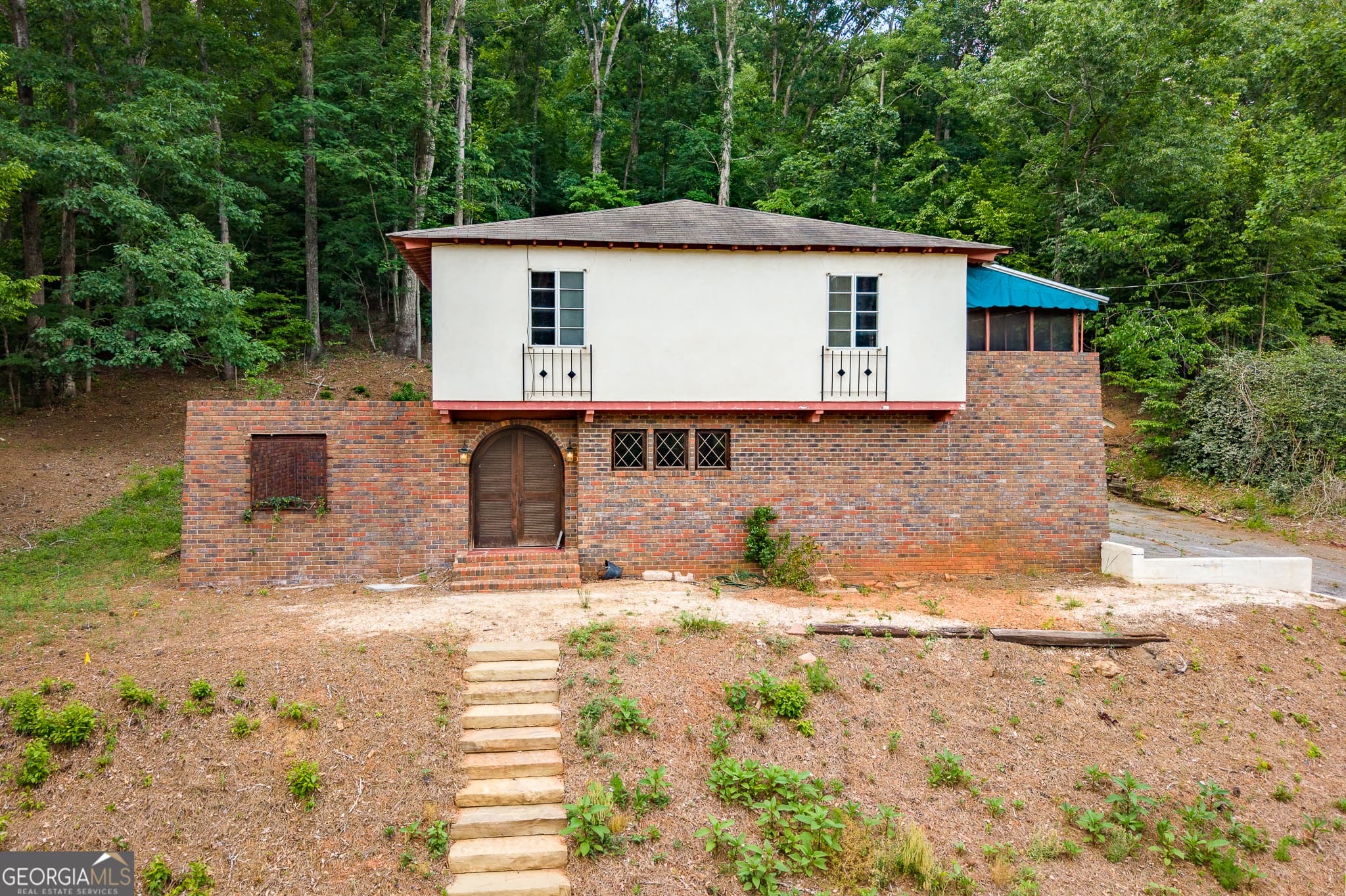4 bedroom, 2.5 bathroom, 2,041 sq ft single family residence for sale at 340 Dogwood Drive, Athens, GA 30606
