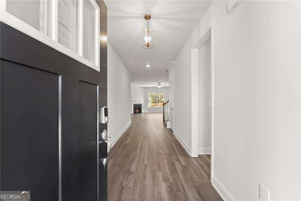 5 bedroom, 4 bathroom, 3,900 sq ft single family residence for sale at 111 HALLOWED Drive, Commerce, GA 30530 — photo 3
