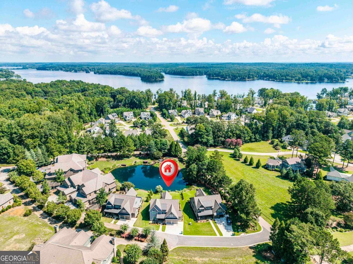 4 bedroom, 3.5 bathroom, 3,706 sq ft single family residence for sale at 133 Arbors Lane, Eatonton, GA 31024 — photo 3