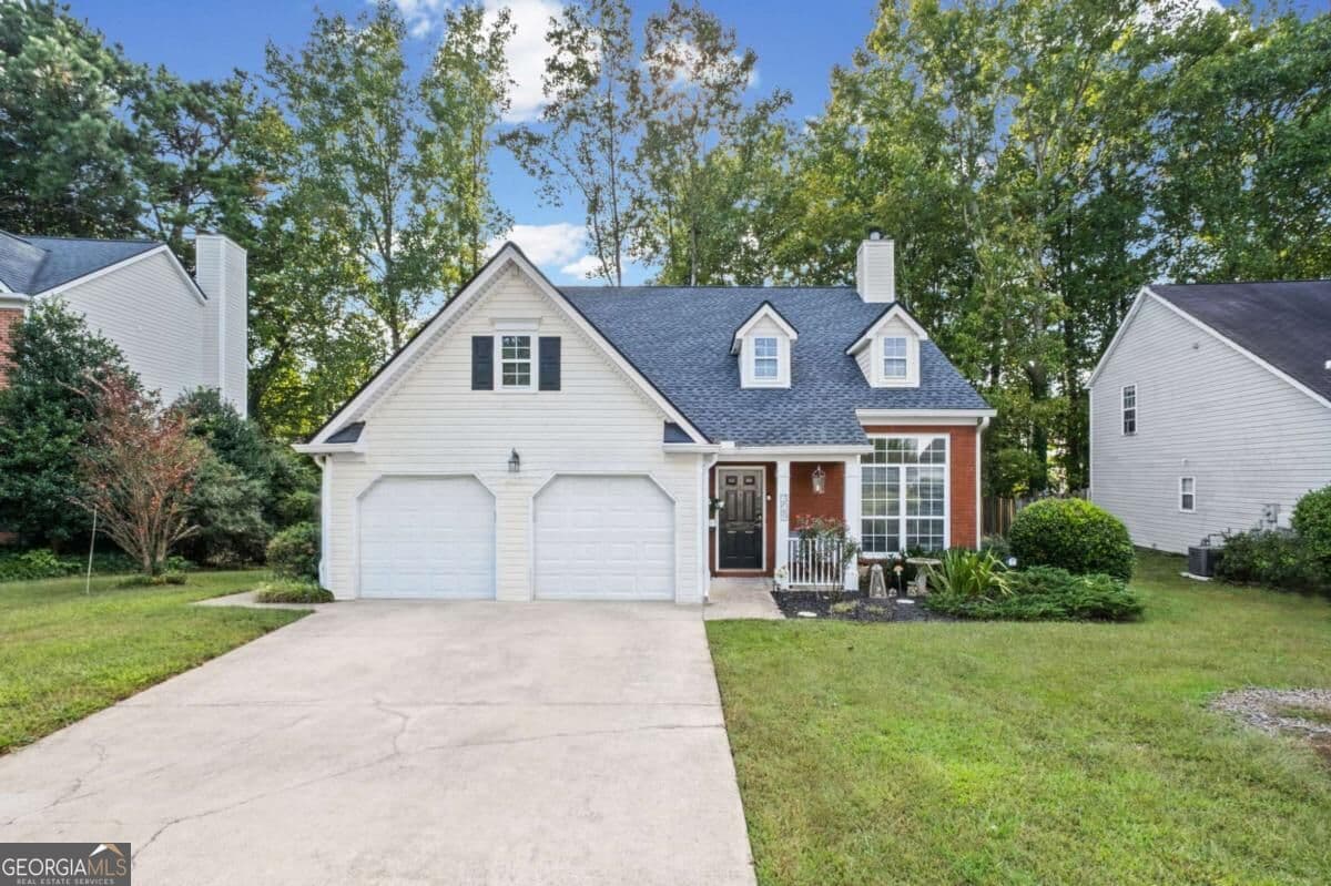 3 bedroom, 2 bathroom, 1,688 sq ft single family residence for sale at 131 Weatherstone Drive, Woodstock, GA 30188 — photo 3