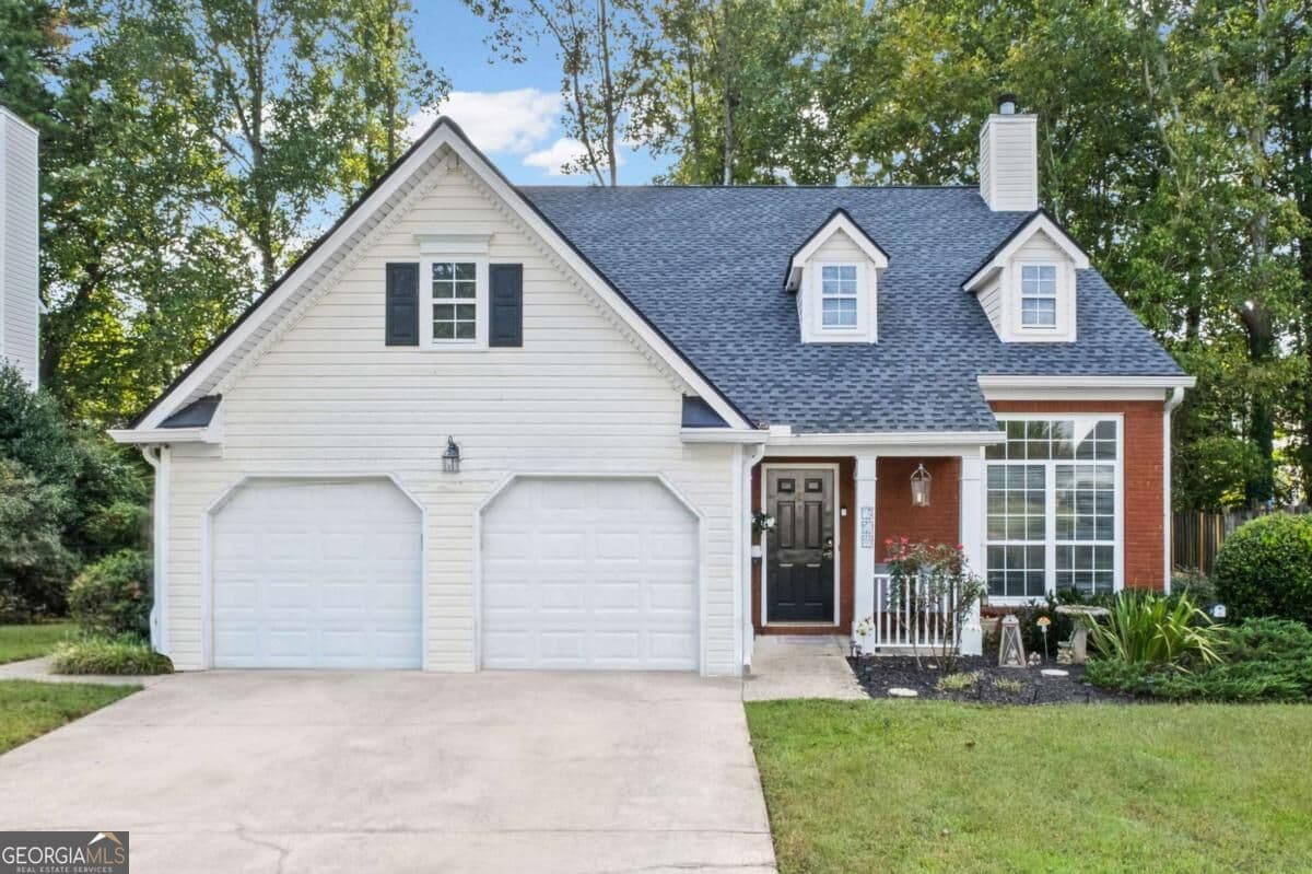 3 bedroom, 2 bathroom, 1,688 sq ft single family residence for sale at 131 Weatherstone Drive, Woodstock, GA 30188 — photo 1 of 24