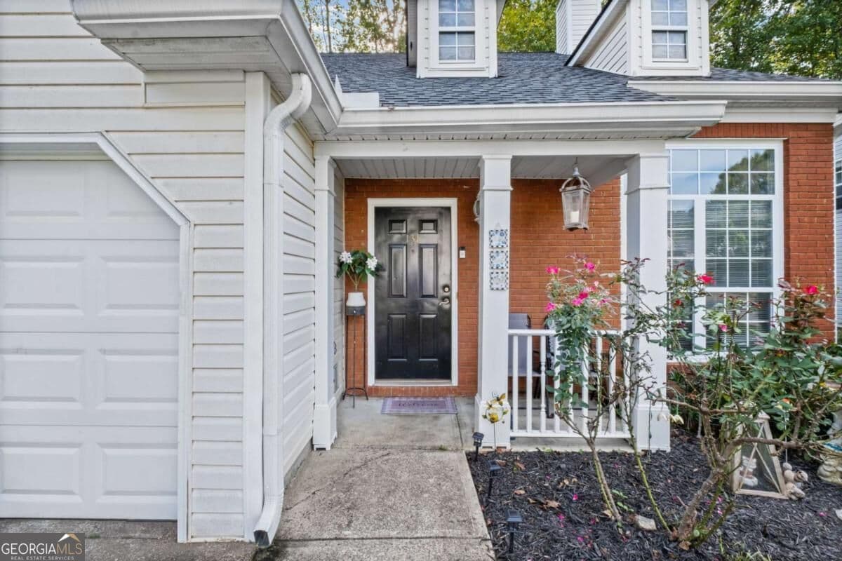 3 bedroom, 2 bathroom, 1,688 sq ft single family residence for sale at 131 Weatherstone Drive, Woodstock, GA 30188 — photo 5