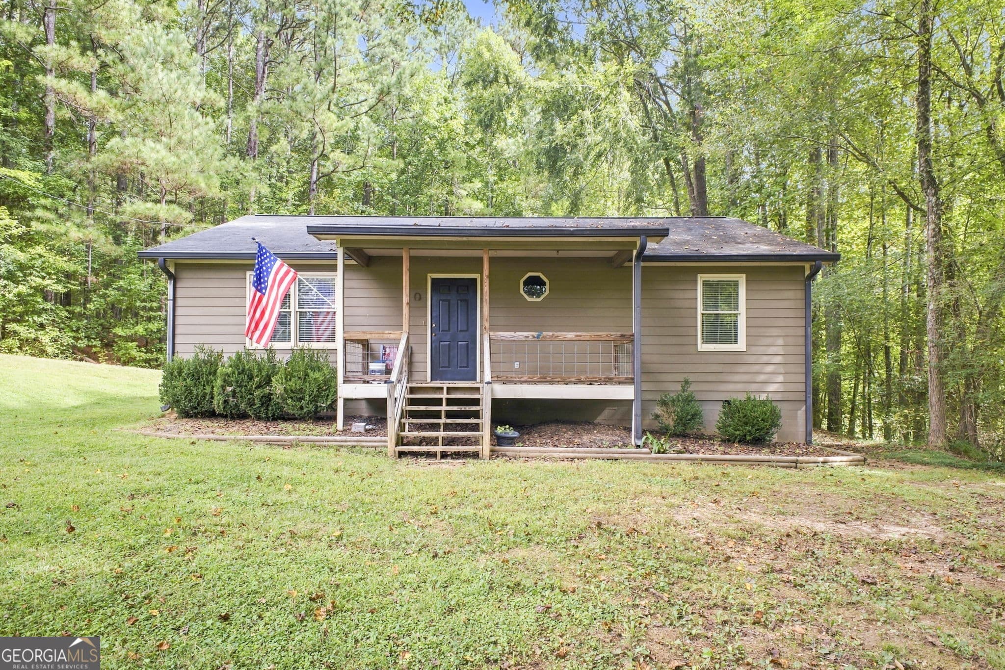 2 bedroom, 1 bathroom, 1,120 sq ft single family residence for sale at 1242 Old County Farm Road, Dallas, GA 30132 — photo 2