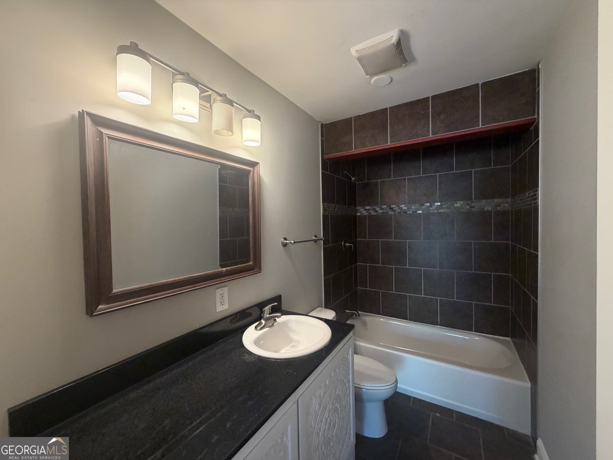 4 bedroom, 2 bathroom, 2,202 sq ft single family residence for sale at 8208 Connally Drive, Douglasville, GA 30134 — photo 8