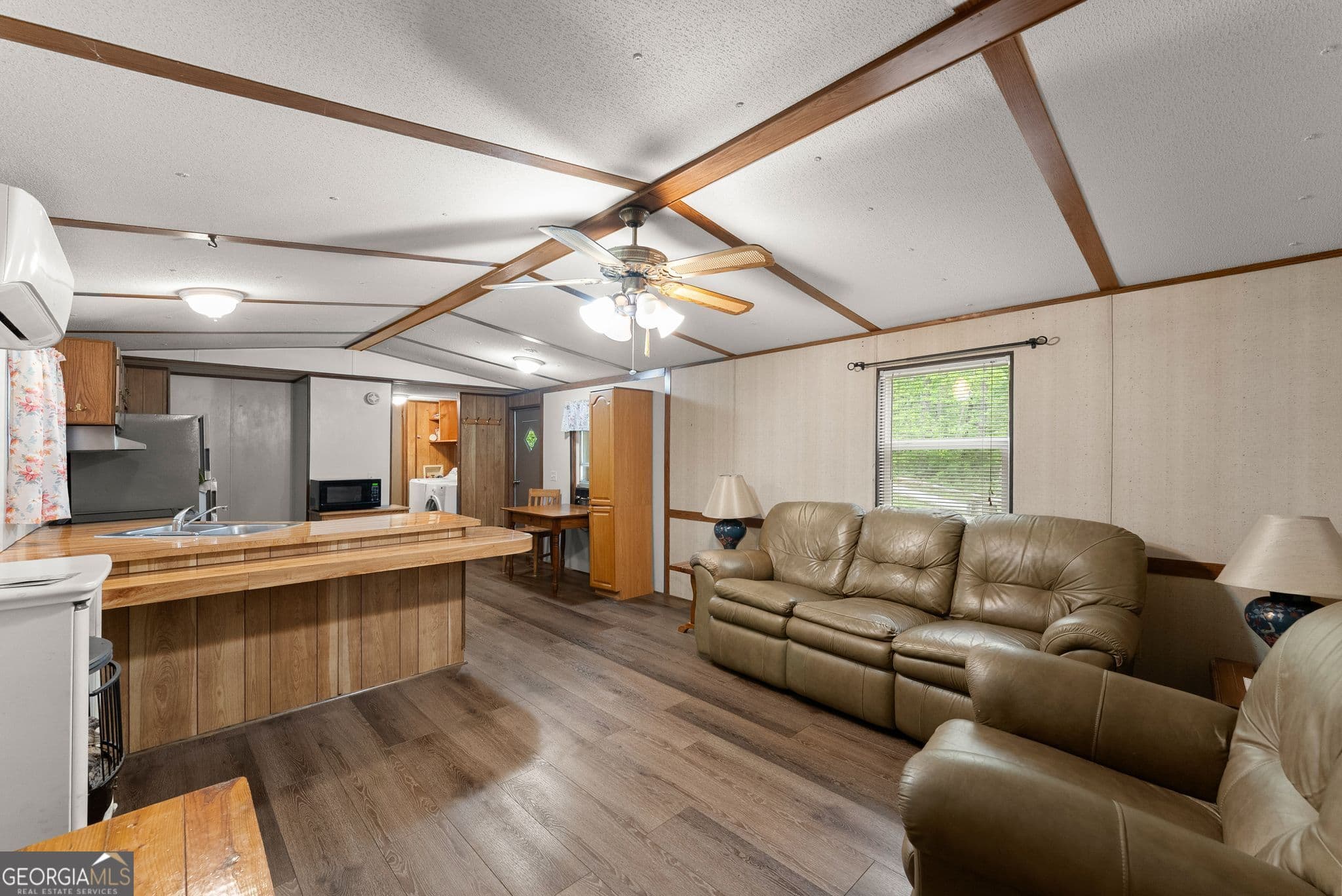 2 bedroom, 1 bathroom, 672 sq ft manufactured home,single family residence for sale at 477 Corinth Church Road, Cleveland, GA 30528 — photo 6
