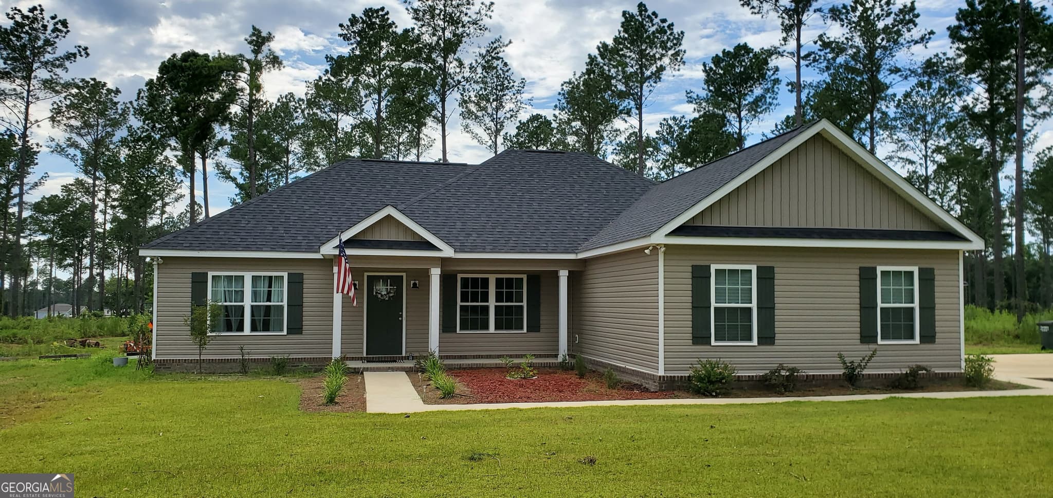 3 bedroom, 2 bathroom, 1,600 sq ft single family residence sold at 24571 St Mathews Church Road, Metter, GA 30439