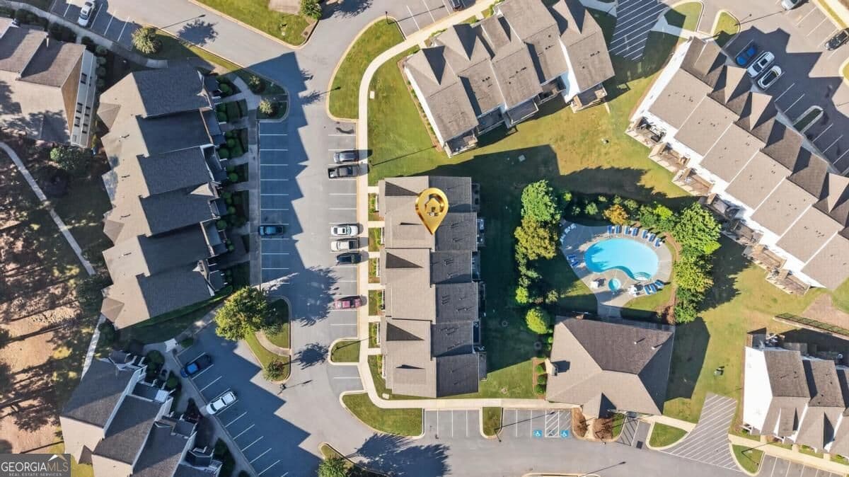 3 bedroom, 3.5 bathroom, 1,841 sq ft townhouse for sale at 105 Crane Lane, Eatonton, GA 31024 — photo 2