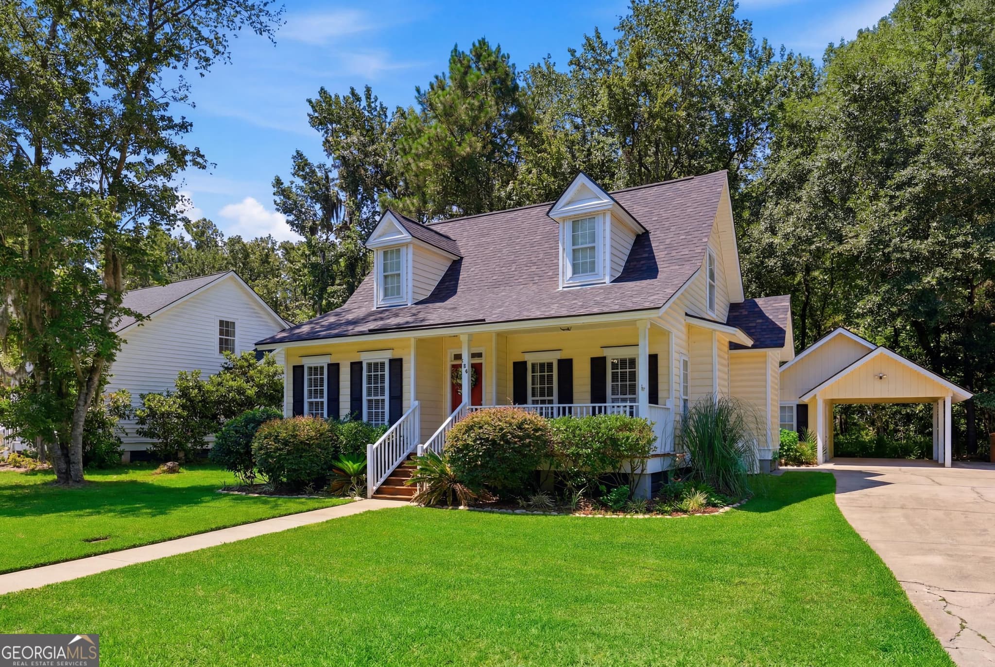 3 bedroom, 3.5 bathroom, 1,476 sq ft single family residence for sale at 105 Cottage Court, Richmond Hill, GA 31324 — photo 2