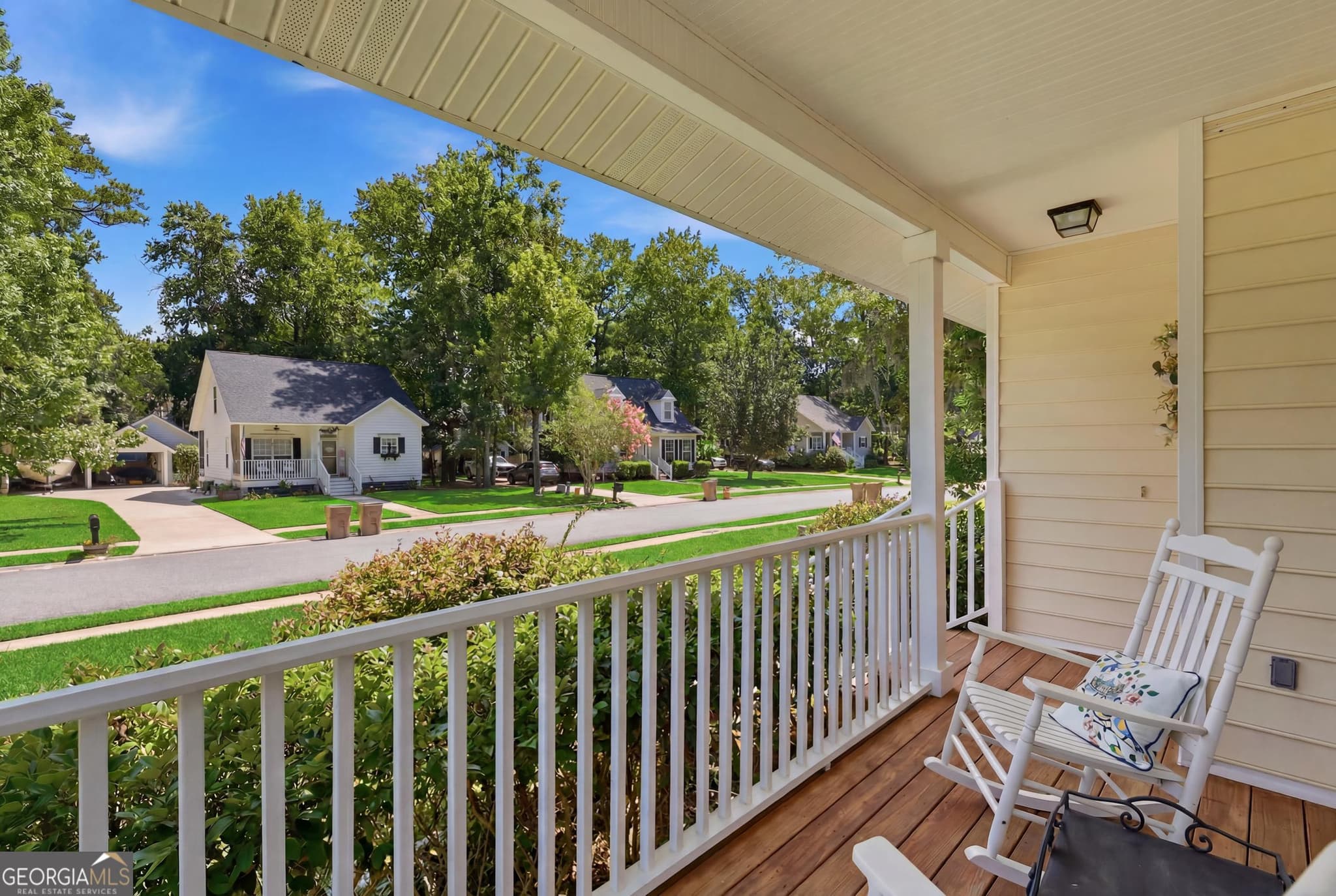 3 bedroom, 3.5 bathroom, 1,476 sq ft single family residence for sale at 105 Cottage Court, Richmond Hill, GA 31324 — photo 6