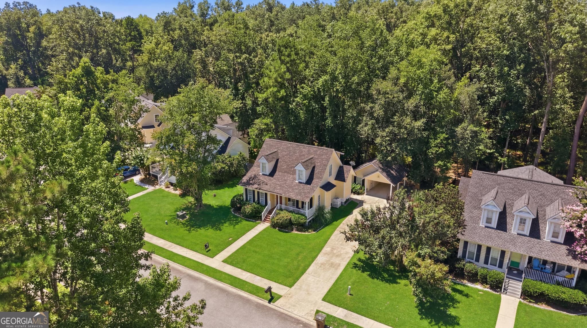 3 bedroom, 3.5 bathroom, 1,476 sq ft single family residence for sale at 105 Cottage Court, Richmond Hill, GA 31324 — photo 4
