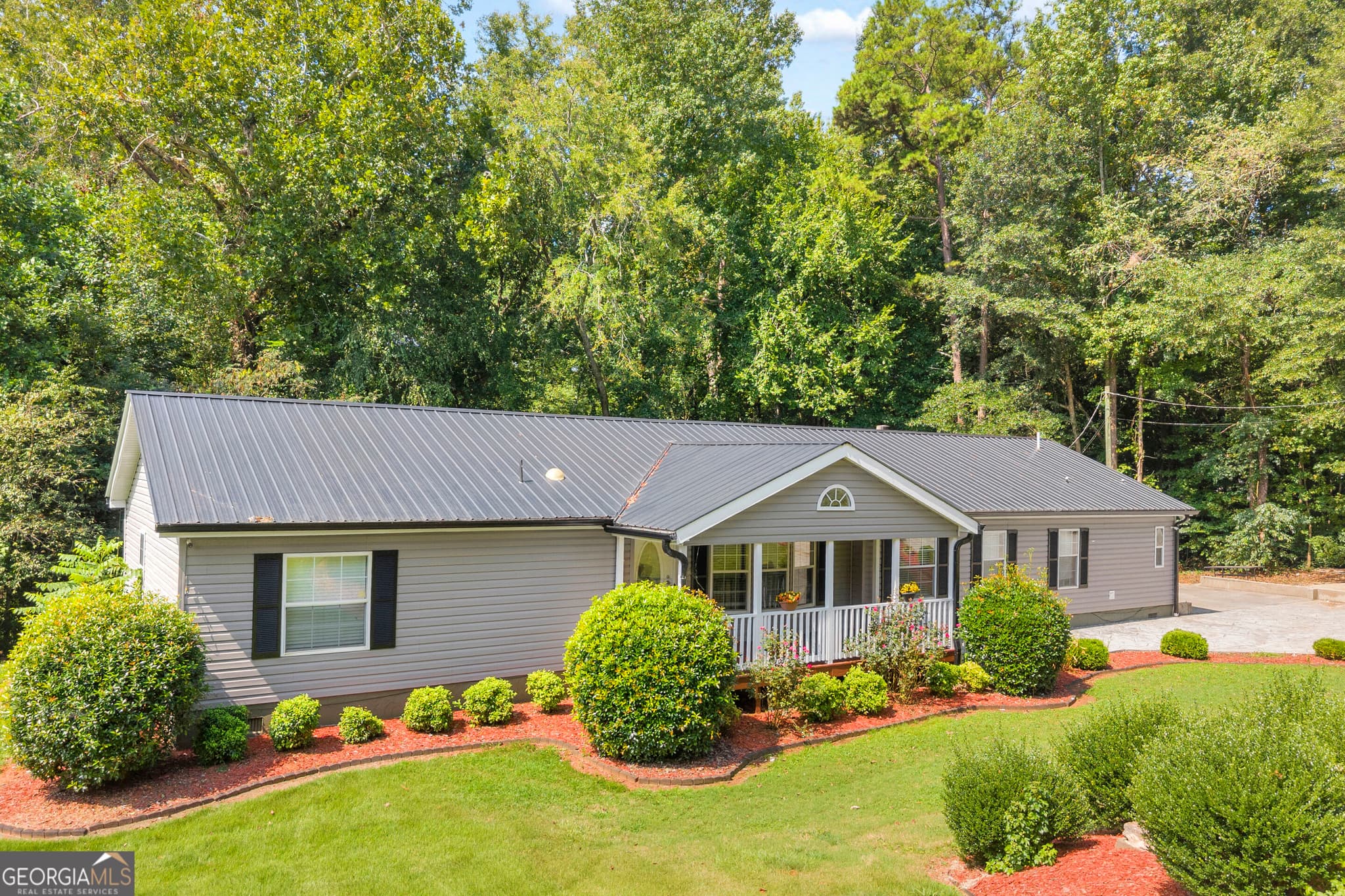 4 bedroom, 2.5 bathroom, 2,052 sq ft manufactured home,single family residence for sale at 7 Stillwater Road, Lavonia, GA 30553 — photo 3