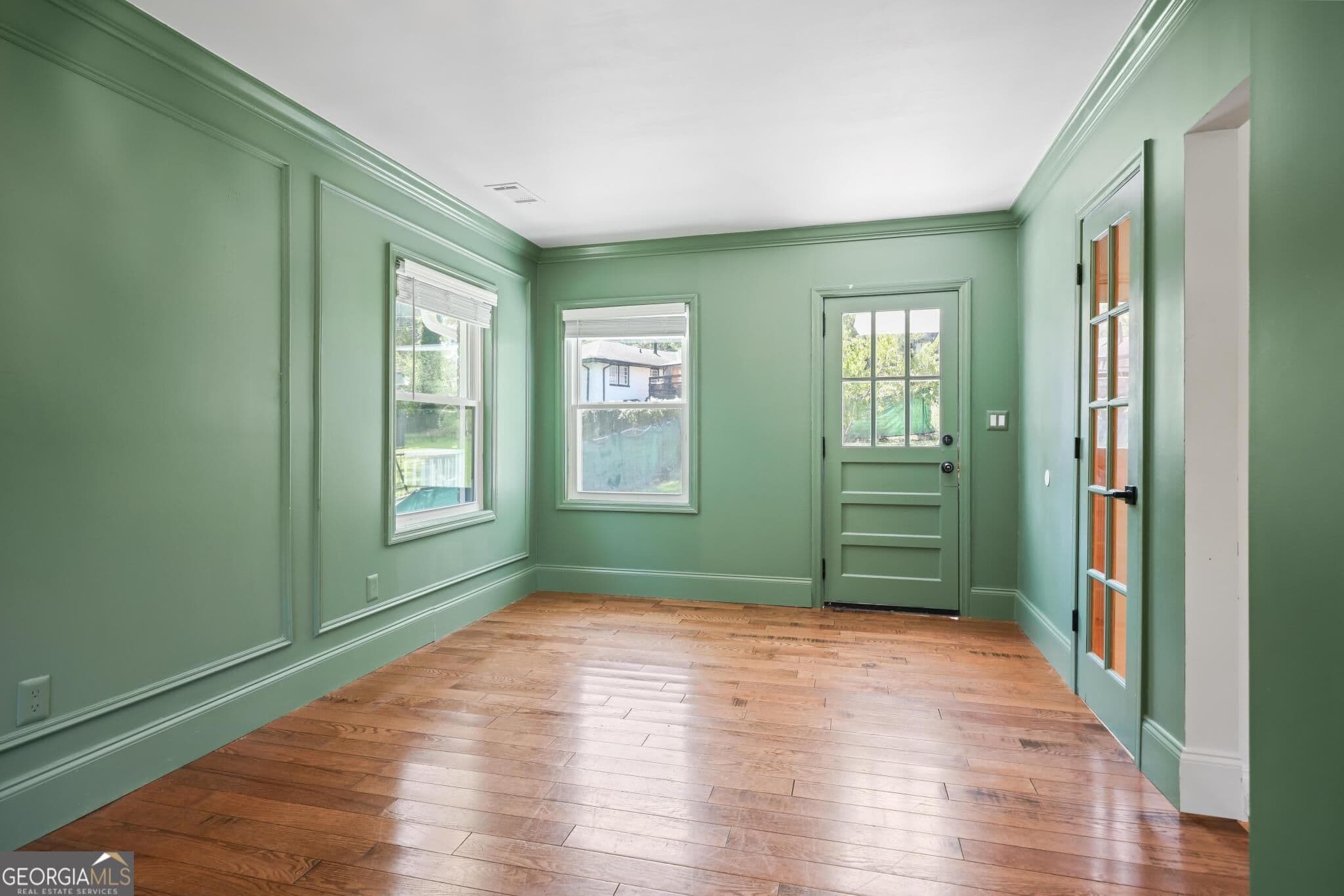 4 bedroom, 3 bathroom, 2,200 sq ft single family residence for rent at 2134 Beecher Circle, Atlanta, GA 30311 for $2,700 a month — photo 9
