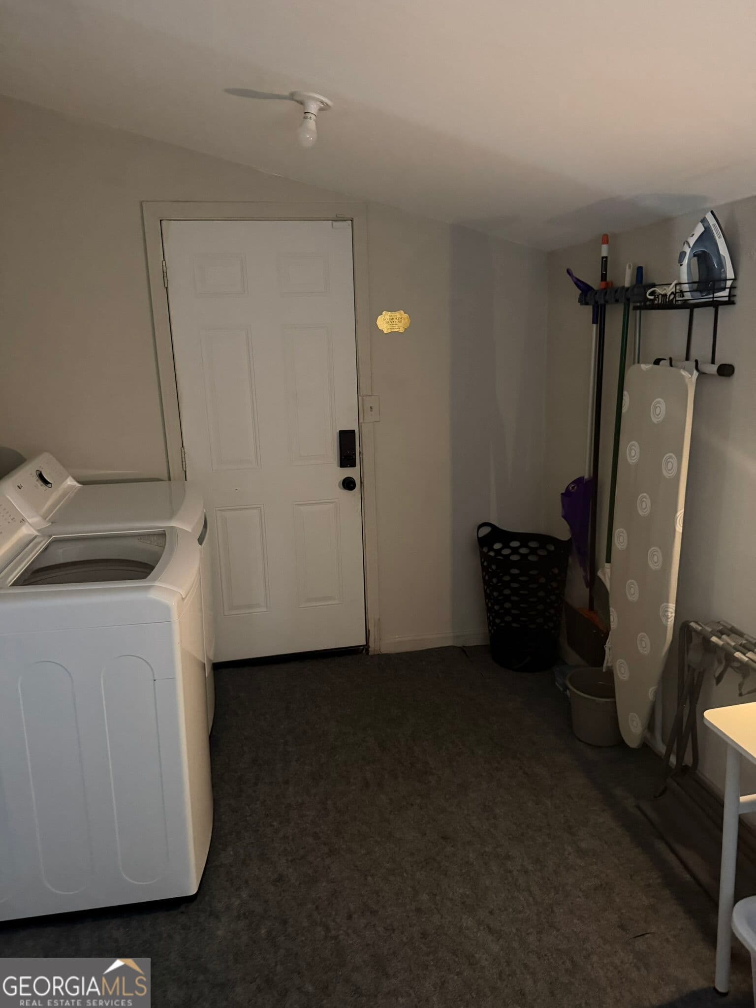 3 bedroom, 1 bathroom, 1,247 sq ft single family residence for sale at 2882 Church Street, East Point, GA 30344 — photo 6