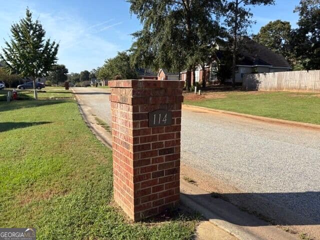 4 bedroom, 3 bathroom, 2,506 sq ft single family residence for sale at 114 Erin Way, Warner Robins, GA 31088 — photo 2