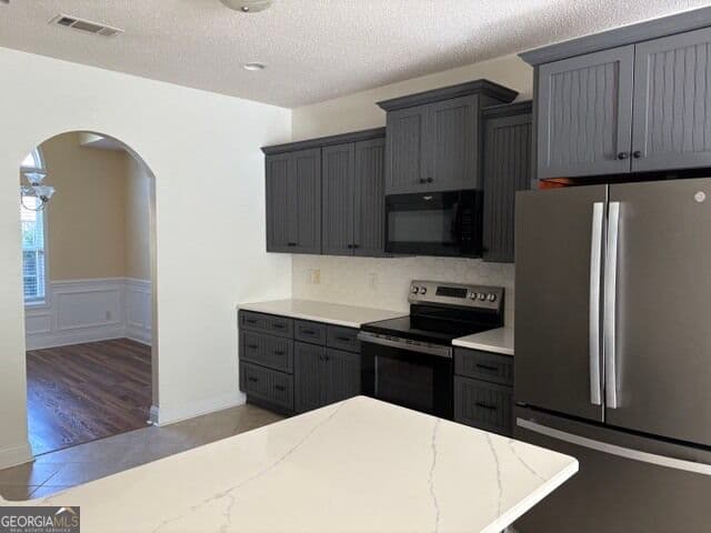4 bedroom, 3 bathroom, 2,506 sq ft single family residence for sale at 114 Erin Way, Warner Robins, GA 31088 — photo 3