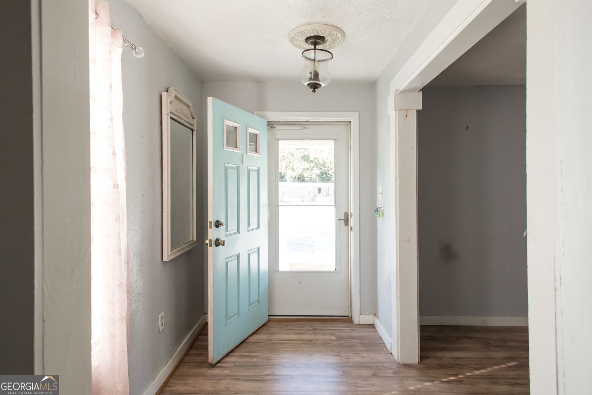 3 bedroom, 2 bathroom, 1,150 sq ft single family residence for sale at 325 Glass Street, Waycross, GA 31503 — photo 4
