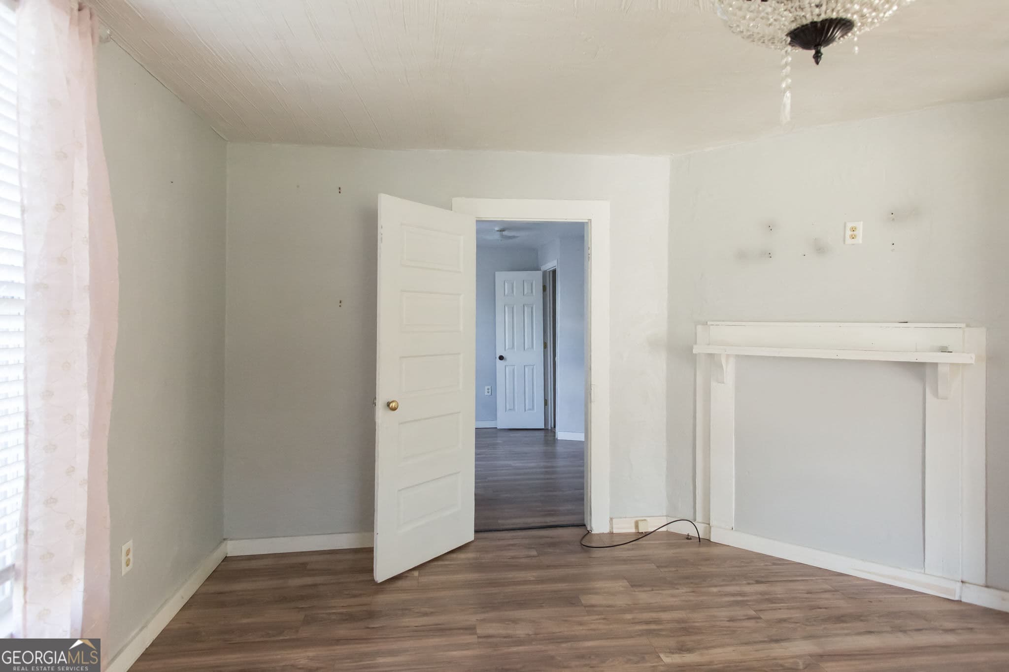 3 bedroom, 2 bathroom, 1,150 sq ft single family residence for sale at 325 Glass Street, Waycross, GA 31503 — photo 8