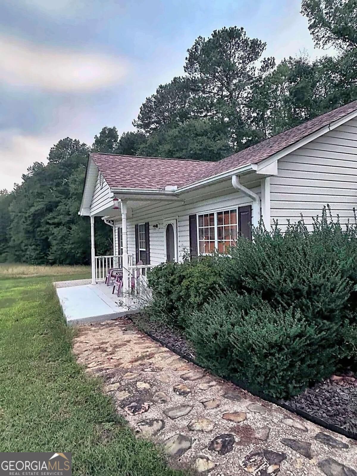 3 bedroom, 2 bathroom, 1,184 sq ft single family residence for sale at 1815 Midway Church Road, Newborn, GA 30056 — photo 4
