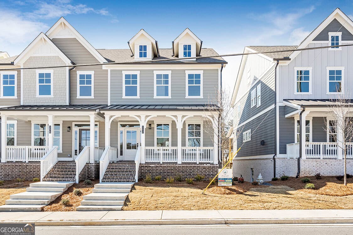4 bedroom, 3.5 bathroom, 2,660 sq ft single family residence for sale at 152 Palm Street, Holly Springs, GA 30115 — photo 3