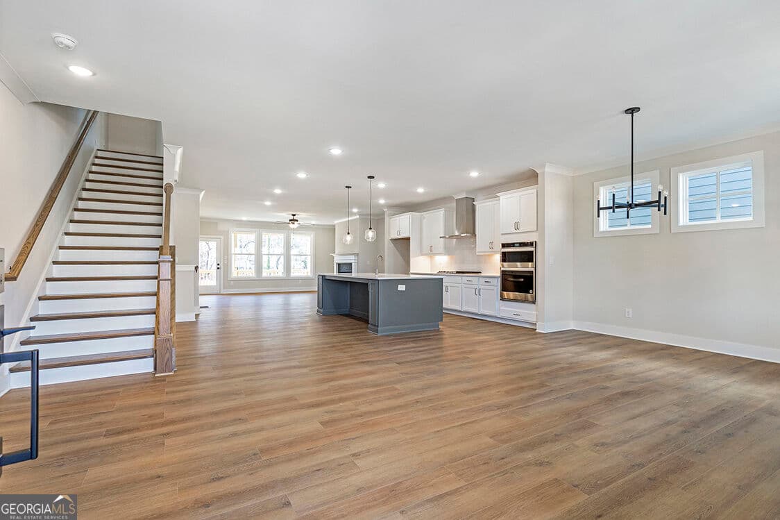 4 bedroom, 3.5 bathroom, 2,660 sq ft single family residence for sale at 152 Palm Street, Holly Springs, GA 30115 — photo 5
